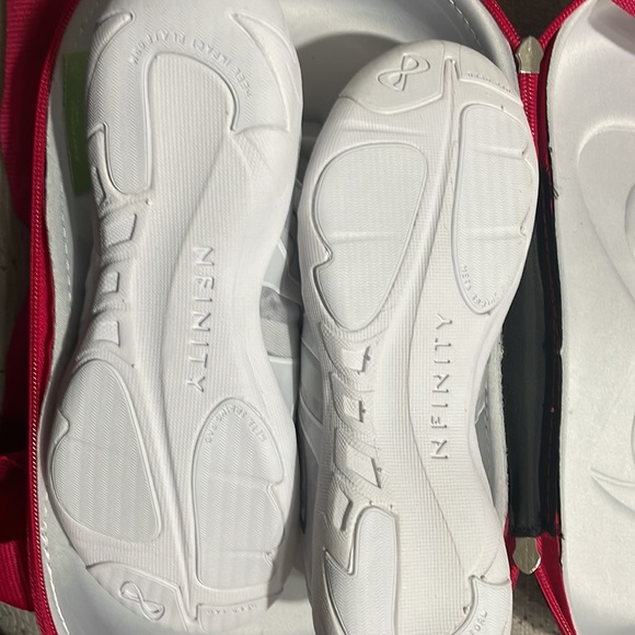 NFINITY Shoes Nfinity Cheerleading Shoes Size 6 Brand New Never